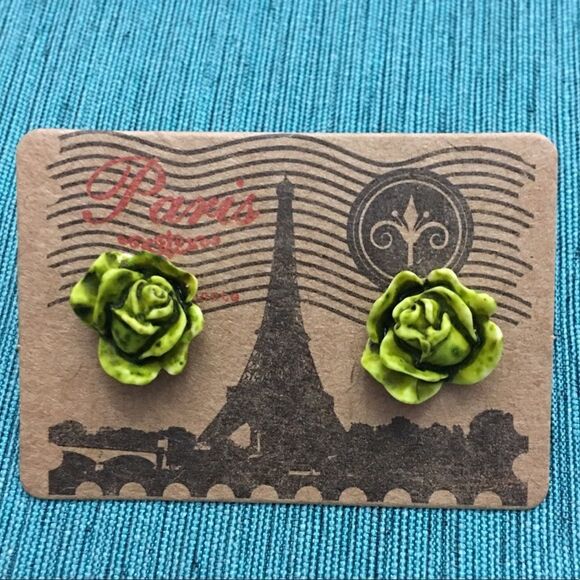 (K1) Flower Earrings - Picture 2 of 7